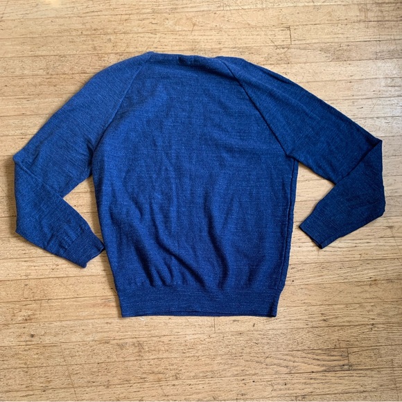 J. Crew women’s sweater size Large heather blue similar to the Tippi sweater - Picture 6 of 8